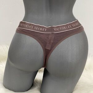 VICTORIAS SECRET LOGO COTTON THONG PANTY UNDERWEAR. NWT